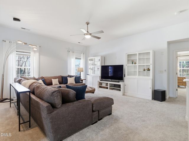 113 Cross Oaks Place, Holly Springs, NC 27540