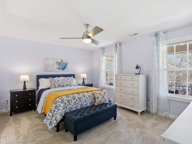 113 Cross Oaks Place, Holly Springs, NC 27540