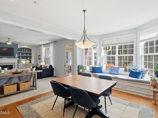 113 Cross Oaks Place, Holly Springs, NC 27540