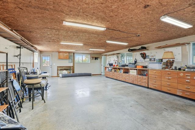 9102 N Forker Rd, Spokane, WA 99217