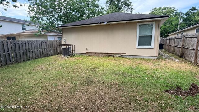 8118 GALVESTON Avenue, Jacksonville, FL 32211