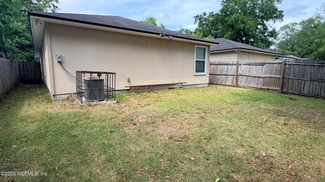 8118 GALVESTON Avenue, Jacksonville, FL 32211