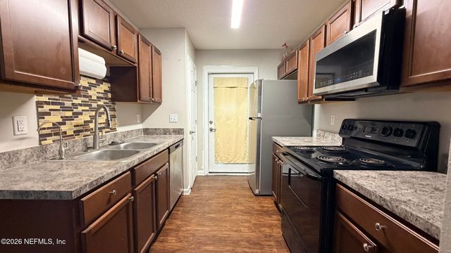 8118 GALVESTON Avenue, Jacksonville, FL 32211