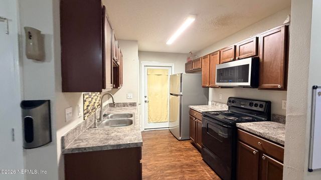 8118 GALVESTON Avenue, Jacksonville, FL 32211