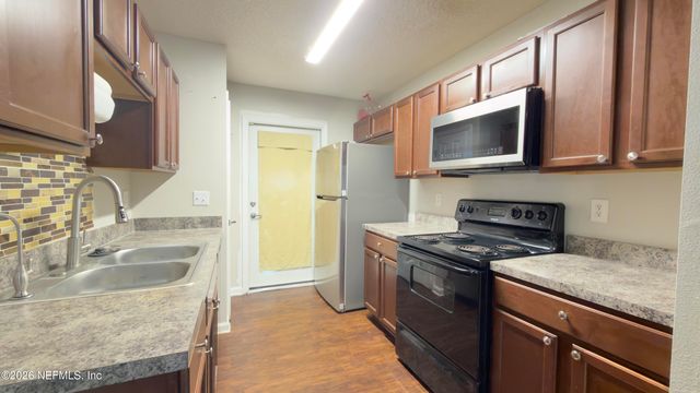 8118 GALVESTON Avenue, Jacksonville, FL 32211
