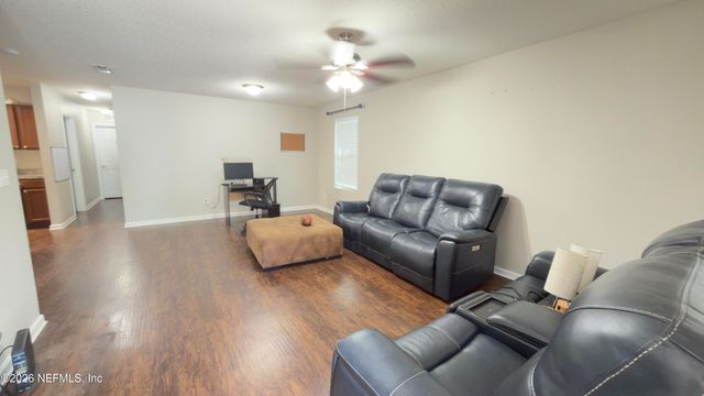 8118 GALVESTON Avenue, Jacksonville, FL 32211