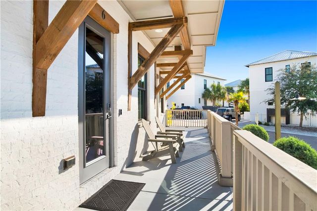 6 Meeting House Square, Orange Beach, AL 36561