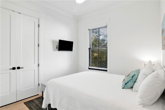 6 Meeting House Square, Orange Beach, AL 36561