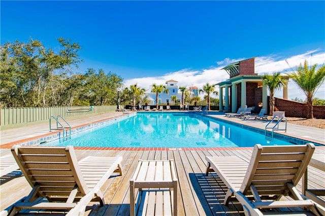 6 Meeting House Square, Orange Beach, AL 36561