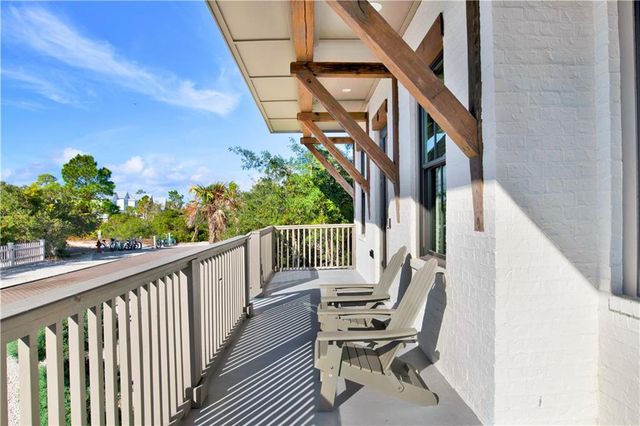 6 Meeting House Square, Orange Beach, AL 36561