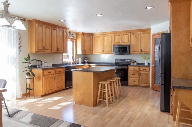 2919 HORNSBY WAY, Green Bay, WI 54313