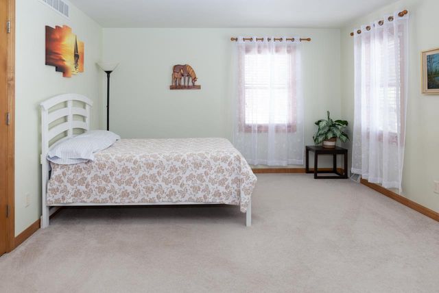 2919 HORNSBY WAY, Green Bay, WI 54313