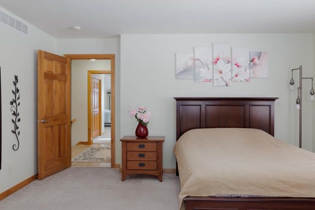 2919 HORNSBY WAY, Green Bay, WI 54313