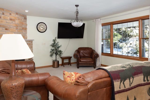 2919 HORNSBY WAY, Green Bay, WI 54313