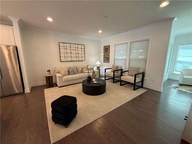 886 Stone Crest Road NE, Atlanta, GA 30324