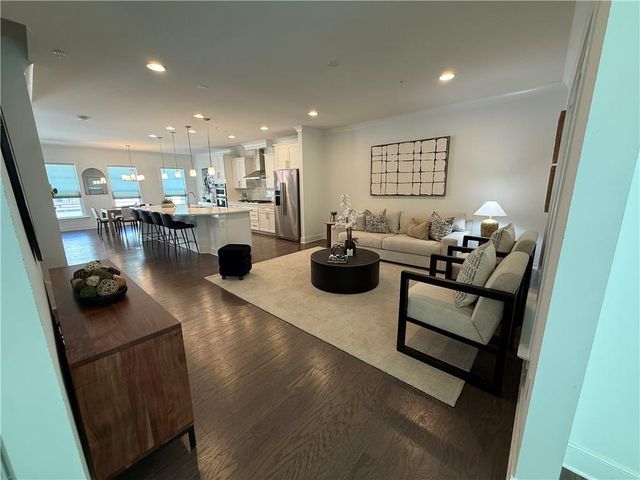886 Stone Crest Road NE, Atlanta, GA 30324