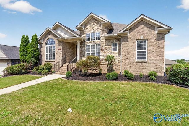 2824 Slate Drive SW, Huntsville, AL 35803