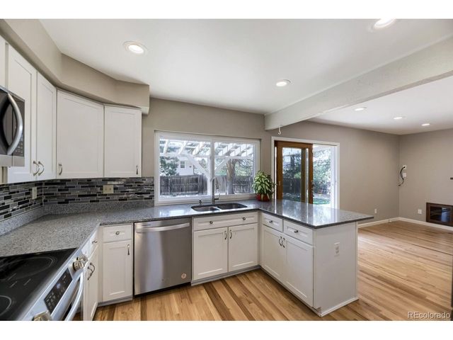 7859 S Valentia St, Centennial, CO 80112