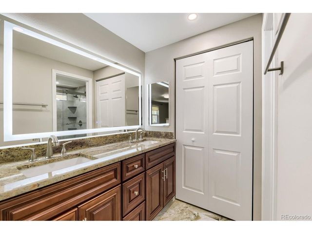 7859 S Valentia St, Centennial, CO 80112