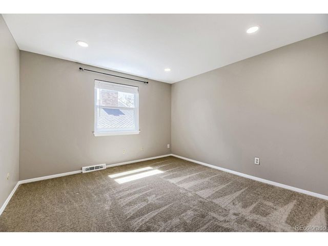 7859 S Valentia St, Centennial, CO 80112