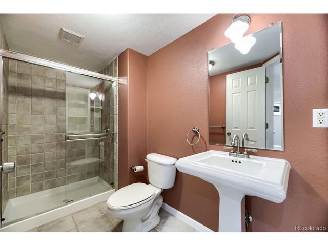 7859 S Valentia St, Centennial, CO 80112