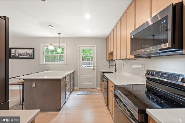 6502 GREYSWOOD RD, Bethesda, MD 20817