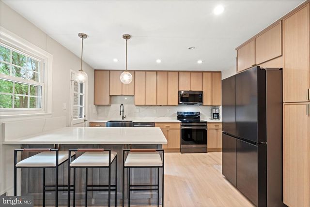 6502 GREYSWOOD RD, Bethesda, MD 20817