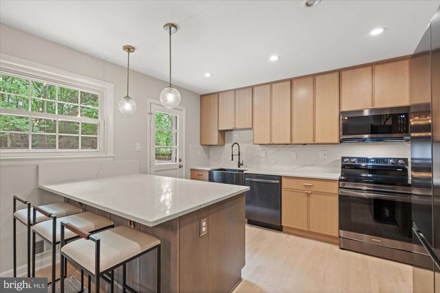 6502 GREYSWOOD RD, Bethesda, MD 20817