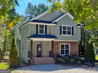 1045 Paynes Creek Road, Hartwell, GA 30643