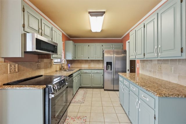 507 Southwood Drive, Bossier City, LA 71111