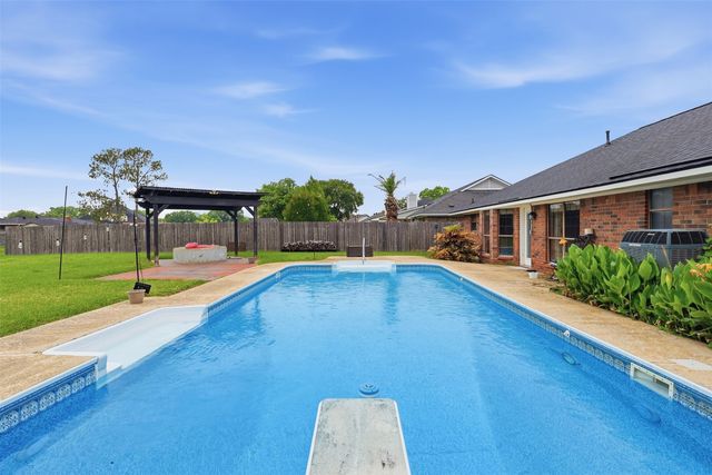 507 Southwood Drive, Bossier City, LA 71111