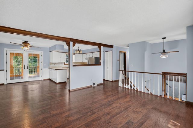 6441 Edgemont Boulevard N, Brooklyn Park, MN 55428