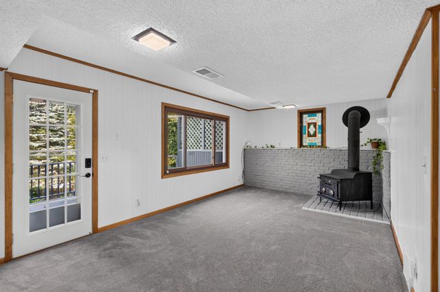6441 Edgemont Boulevard N, Brooklyn Park, MN 55428