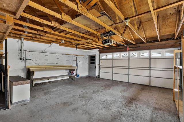 6441 Edgemont Boulevard N, Brooklyn Park, MN 55428