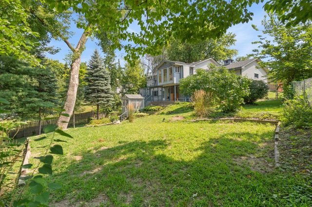6441 Edgemont Boulevard N, Brooklyn Park, MN 55428