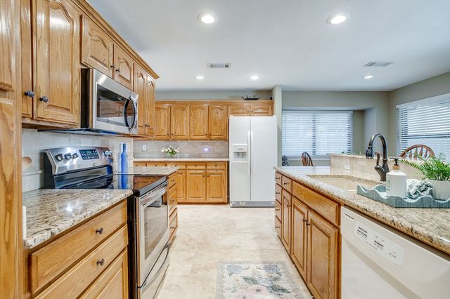 3716 Indian Wells Drive, Arlington, TX 76017