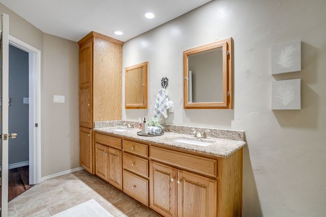 3716 Indian Wells Drive, Arlington, TX 76017