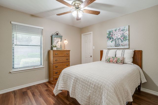 3716 Indian Wells Drive, Arlington, TX 76017