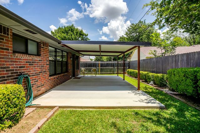 3716 Indian Wells Drive, Arlington, TX 76017