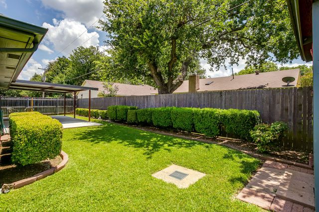 3716 Indian Wells Drive, Arlington, TX 76017