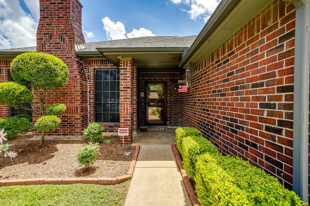 3716 Indian Wells Drive, Arlington, TX 76017