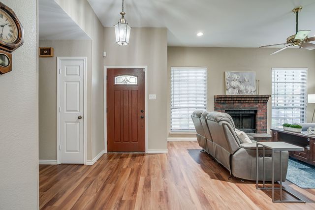 3716 Indian Wells Drive, Arlington, TX 76017