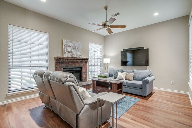 3716 Indian Wells Drive, Arlington, TX 76017