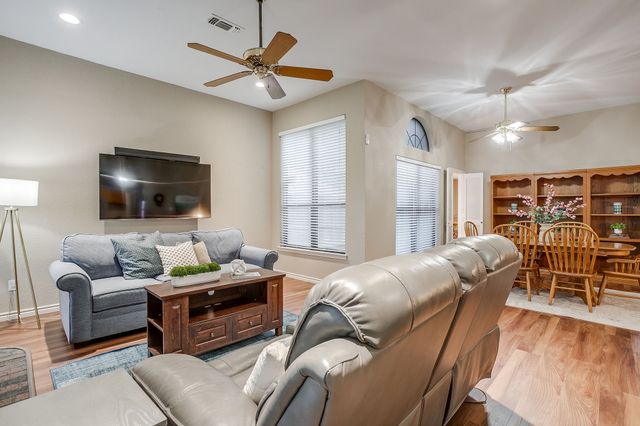 3716 Indian Wells Drive, Arlington, TX 76017