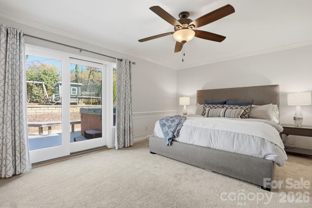 6123 Lake Providence Lane, Charlotte, NC 28277