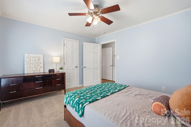 6123 Lake Providence Lane, Charlotte, NC 28277