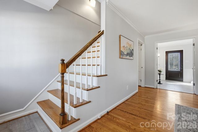 6123 Lake Providence Lane, Charlotte, NC 28277