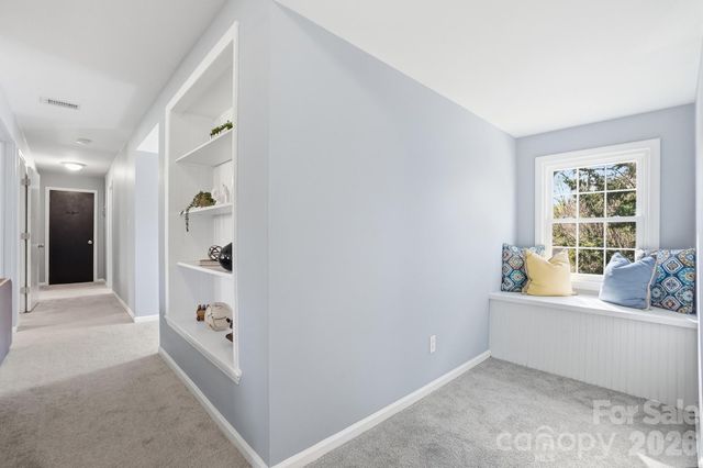 6123 Lake Providence Lane, Charlotte, NC 28277