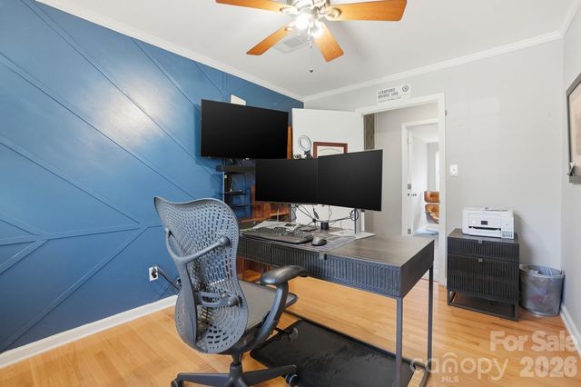 6123 Lake Providence Lane, Charlotte, NC 28277