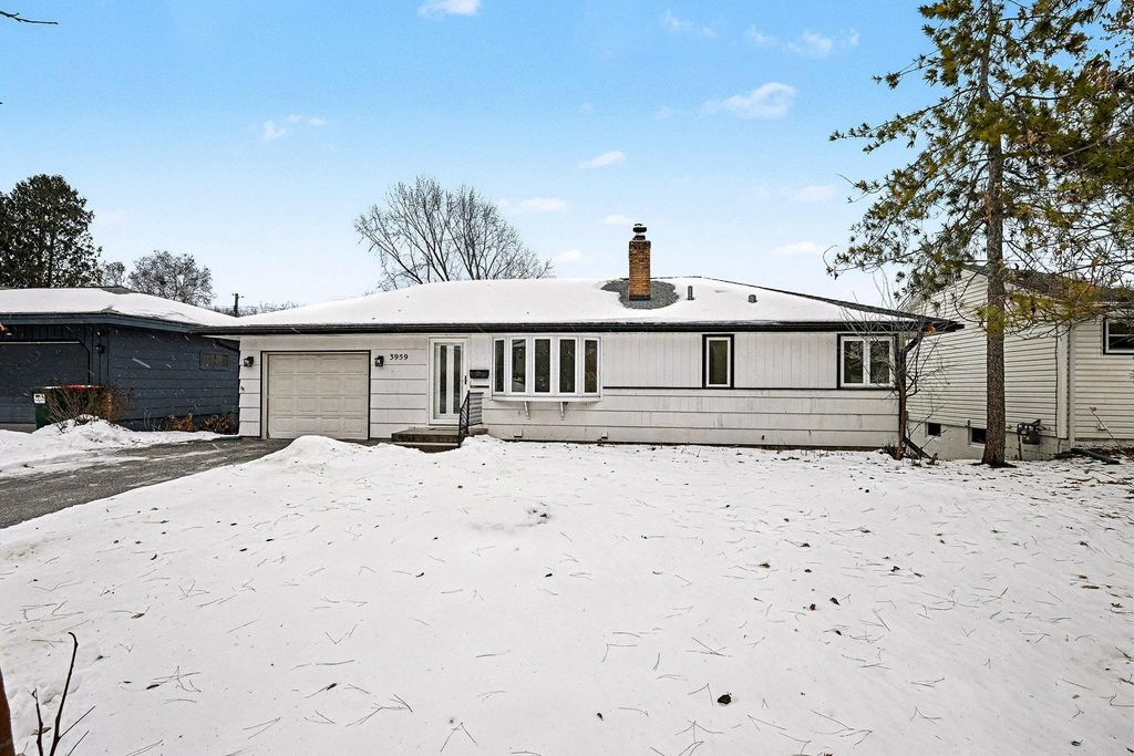 3959 Arthur Street NE, Columbia Heights, MN 55421